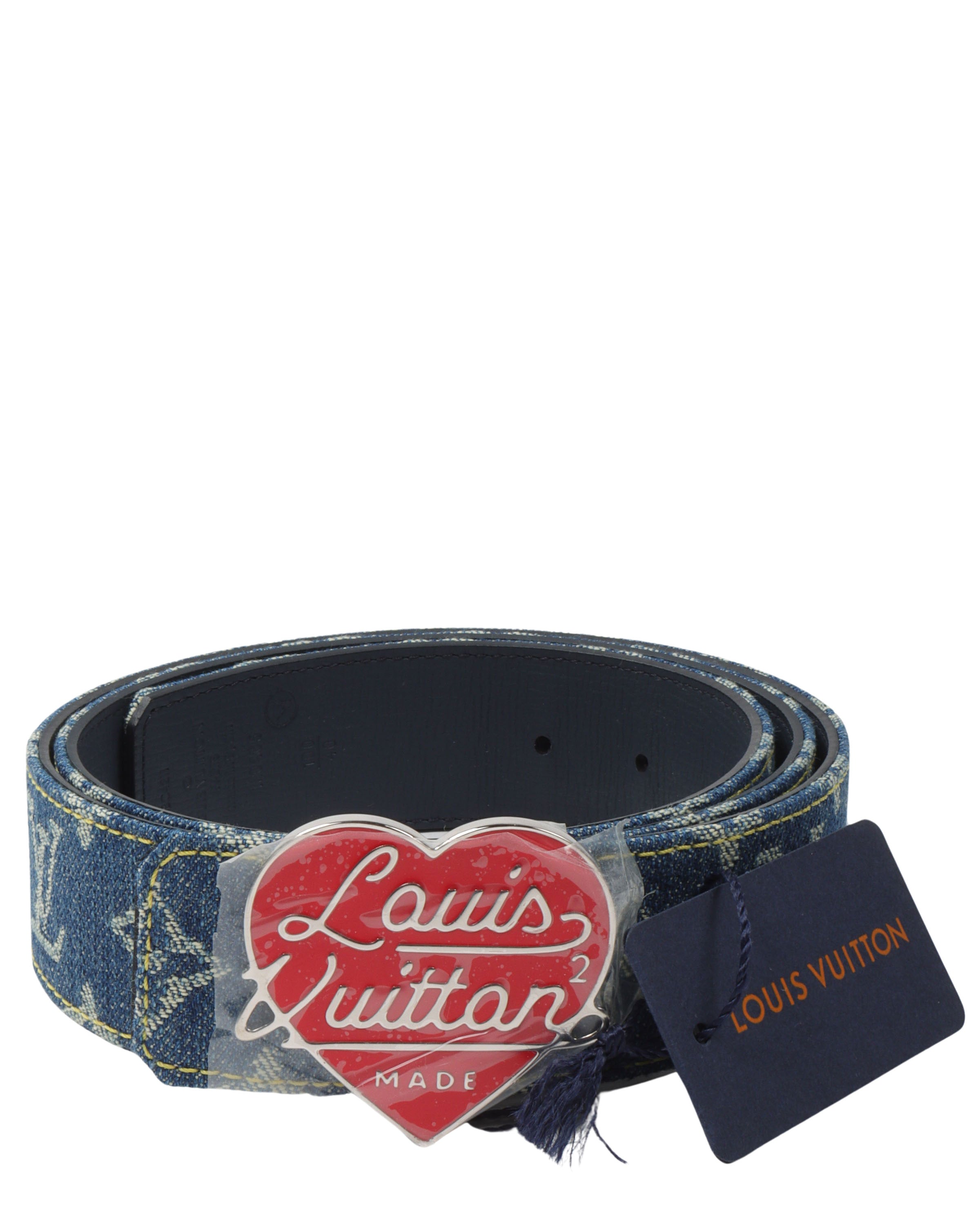 Louis Vuitton Suntour LV Heart 40MM Reversible Belt