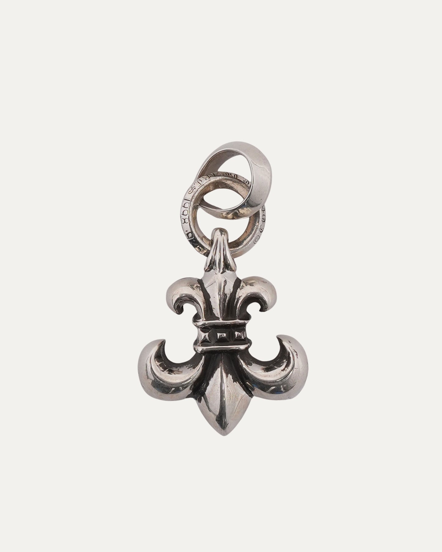 Fleur Pendant