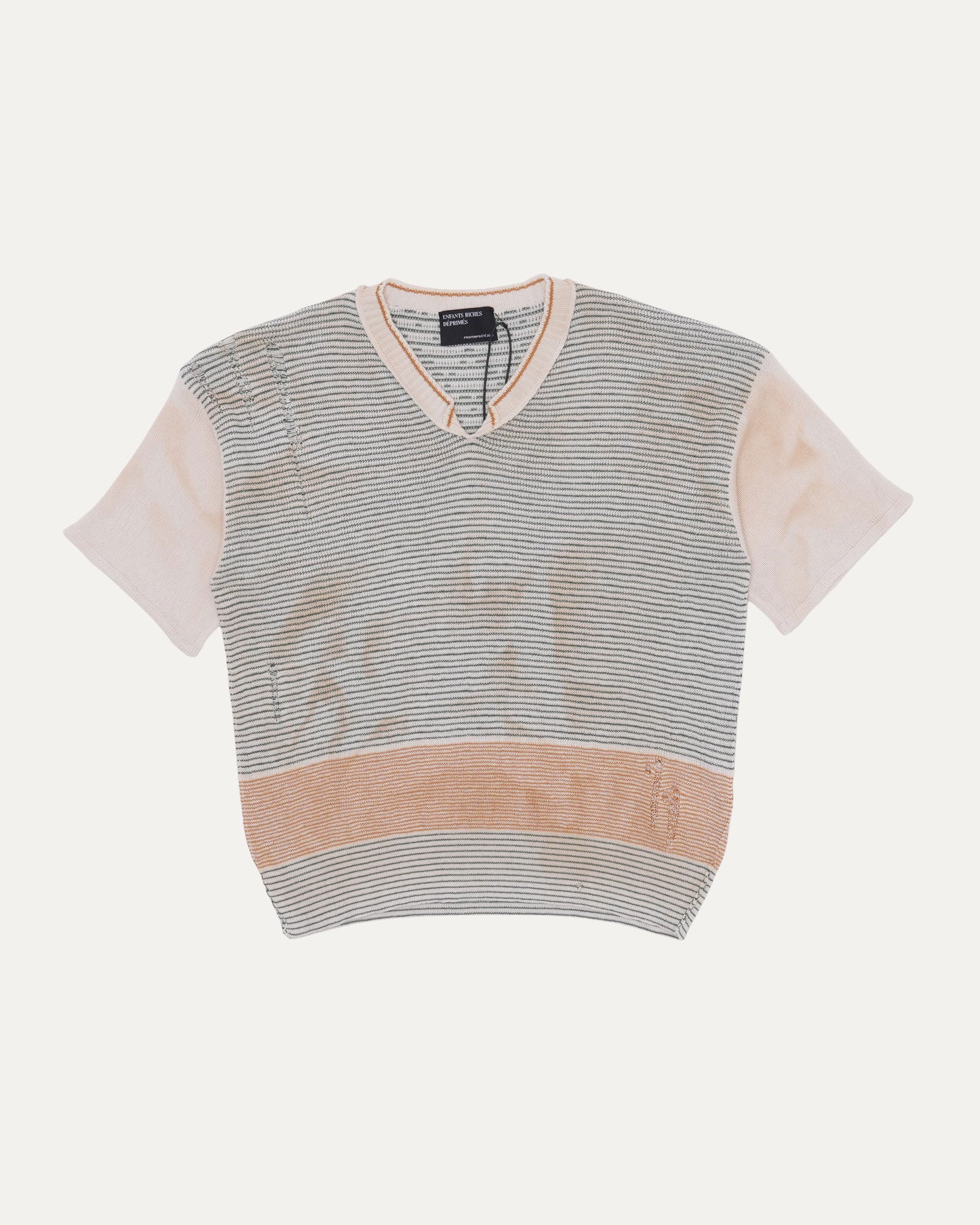 Here Comes Alice Aged V-Neck Sweater