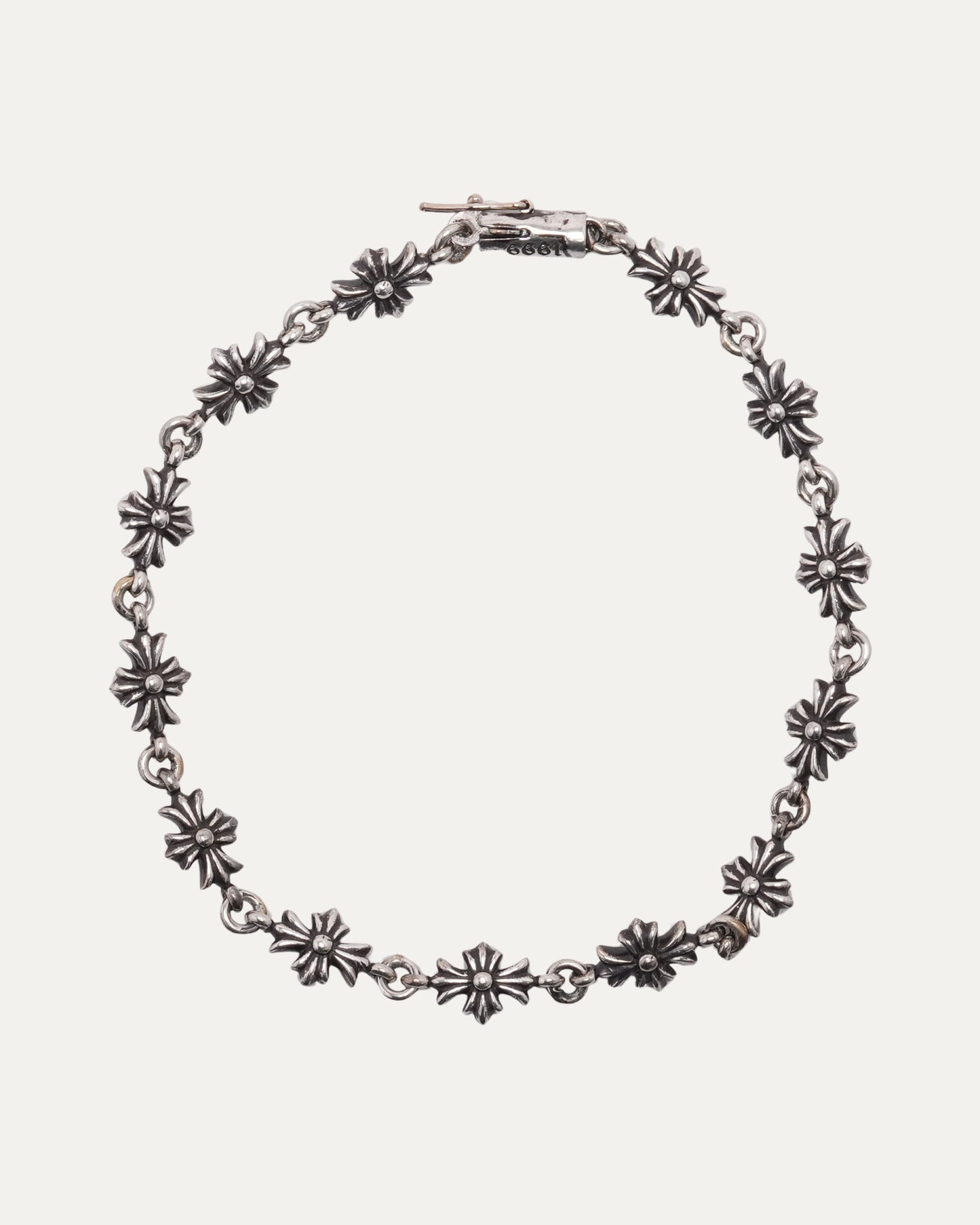 Tiny E Bracelet