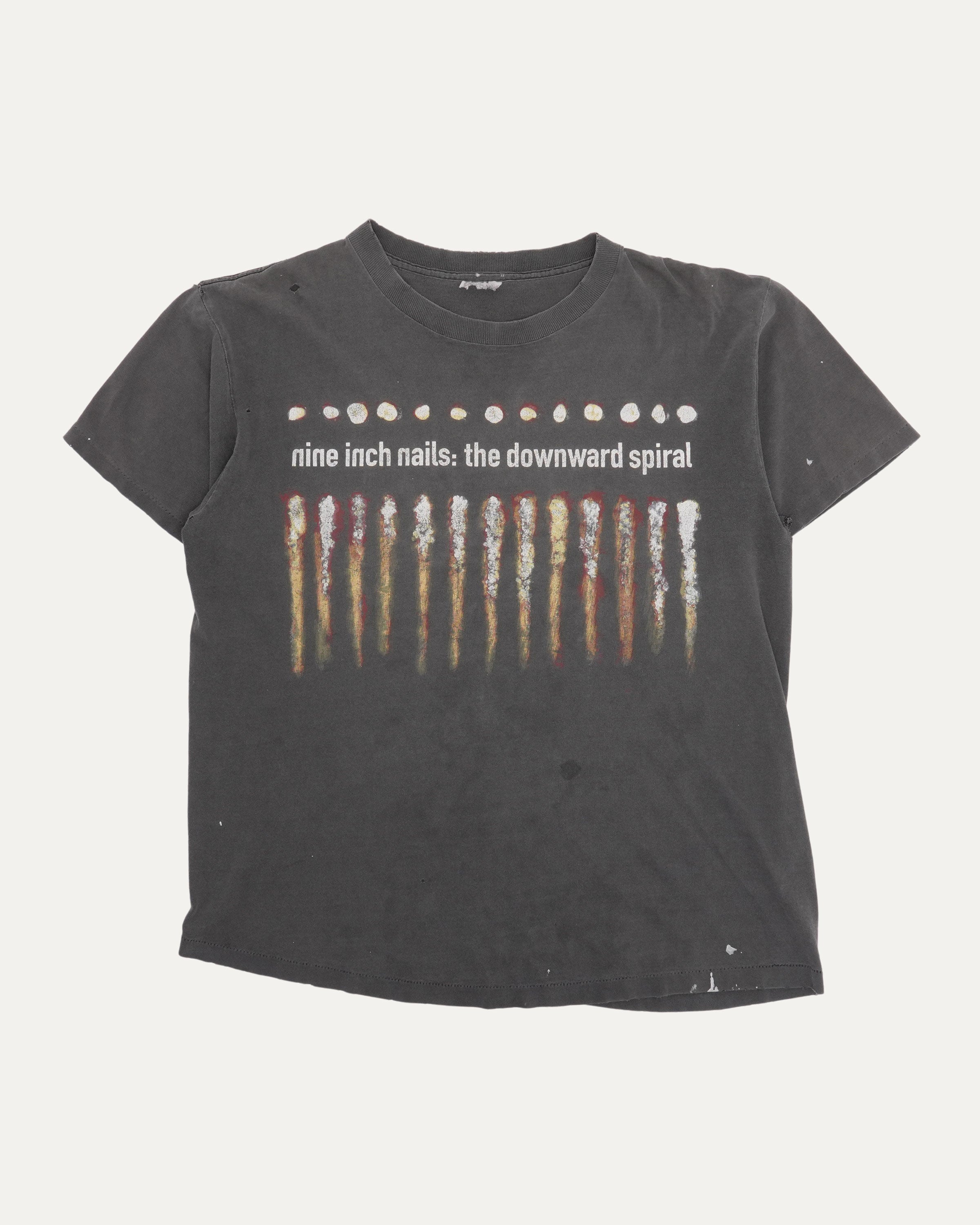 Nine Inch Nails TシャツM TheDownwardSpiral Vintage 1995 Nine Inch Nails The Downward Spiral T-Shirt – Mills ミュージシャン