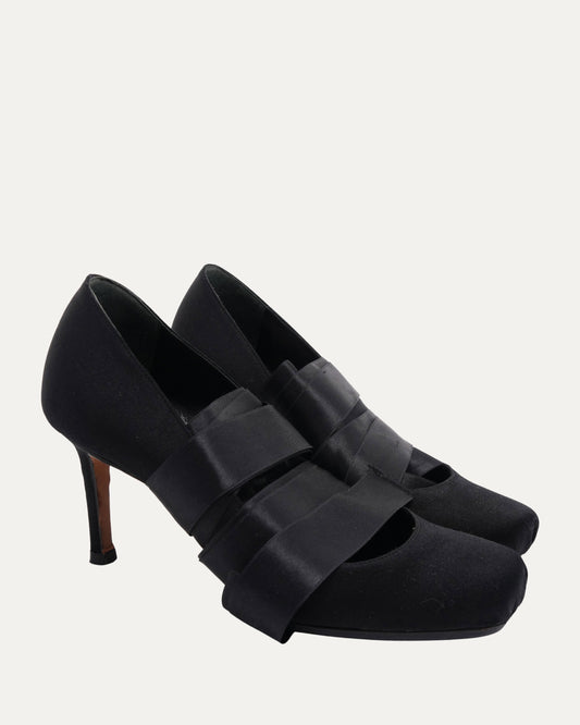 c. 2002 Satin Ballerina Shoes