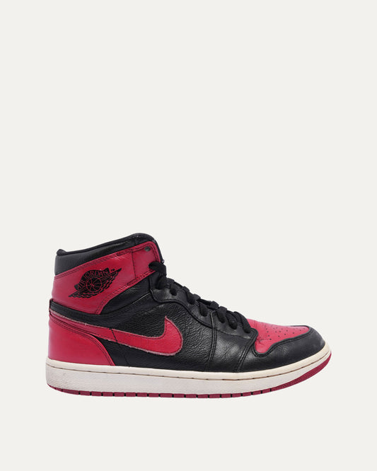 Air Jordan 1 Banned (2011)