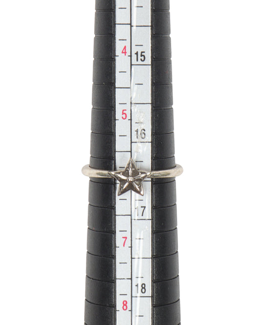 Tiny Star Ring