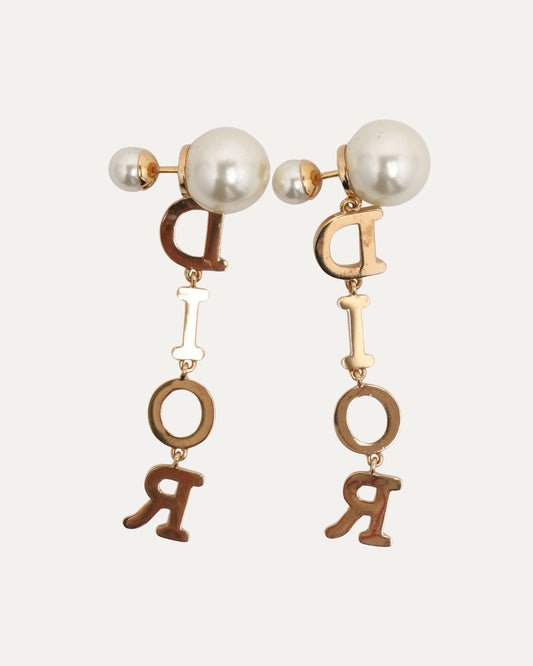 Tribales Pearl Dangling Earrings