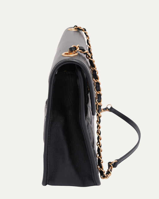 Graphic Catch Flap Bag