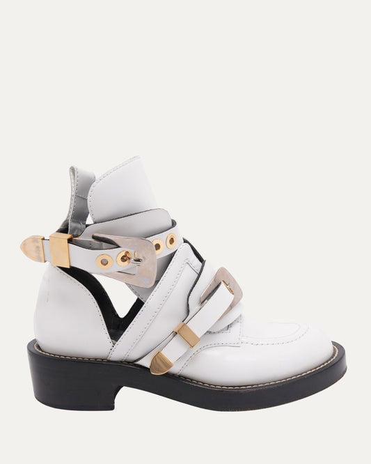 Ceinture Leather Cut-Out Ankle Boots