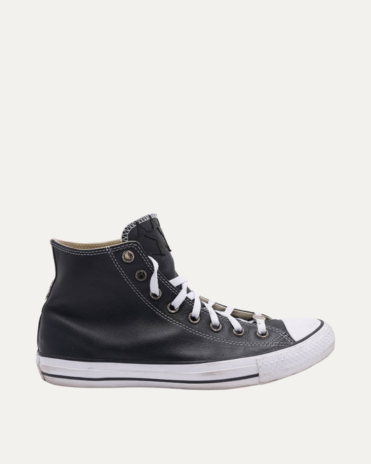 Star Patch Leather Converse Chuck Taylor Sneakers