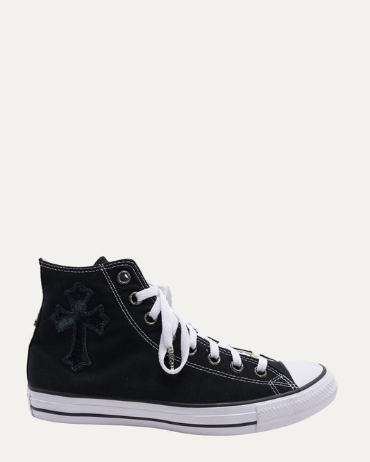 Cross Patch Converse Chuck Taylor Sneakers