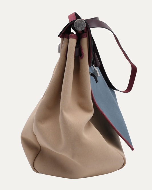 Toile and Vache Hunter Herbag 31