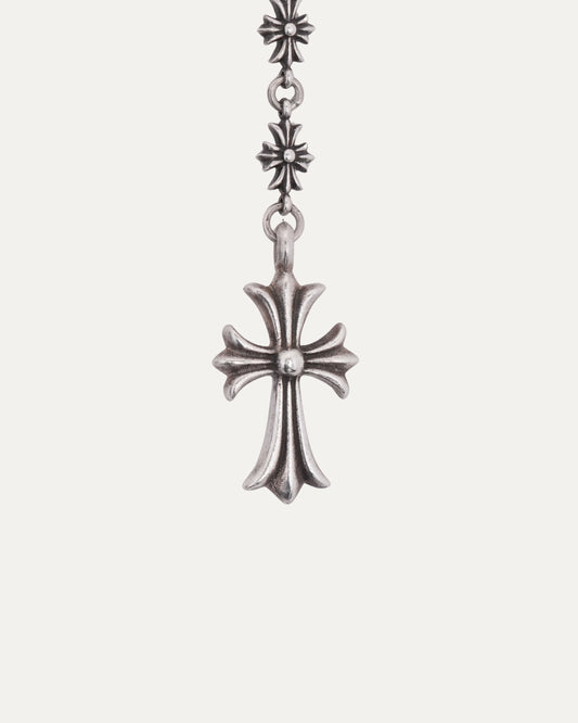 Tiny E Choke Chain Necklace