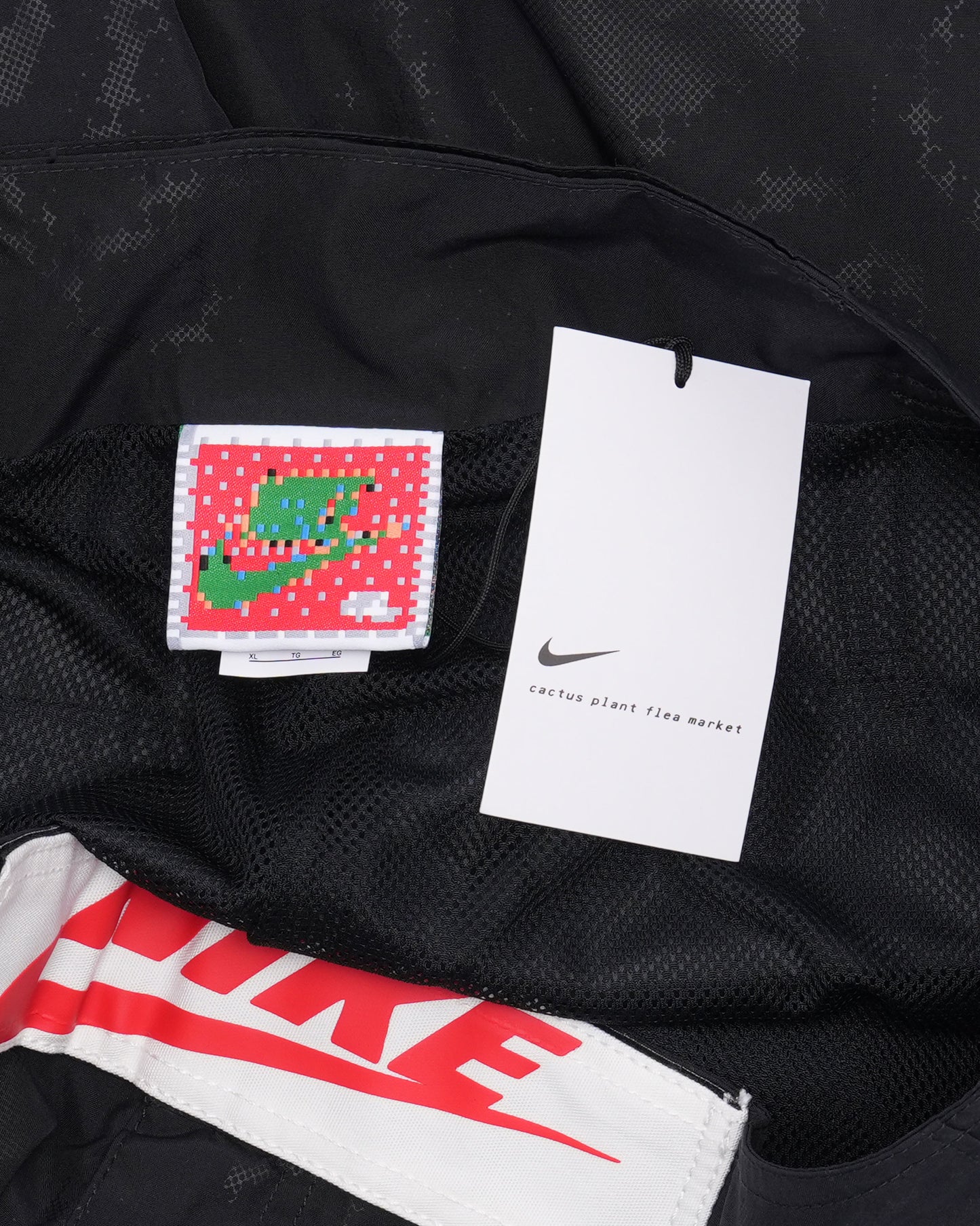 Nike Fight Track Pant