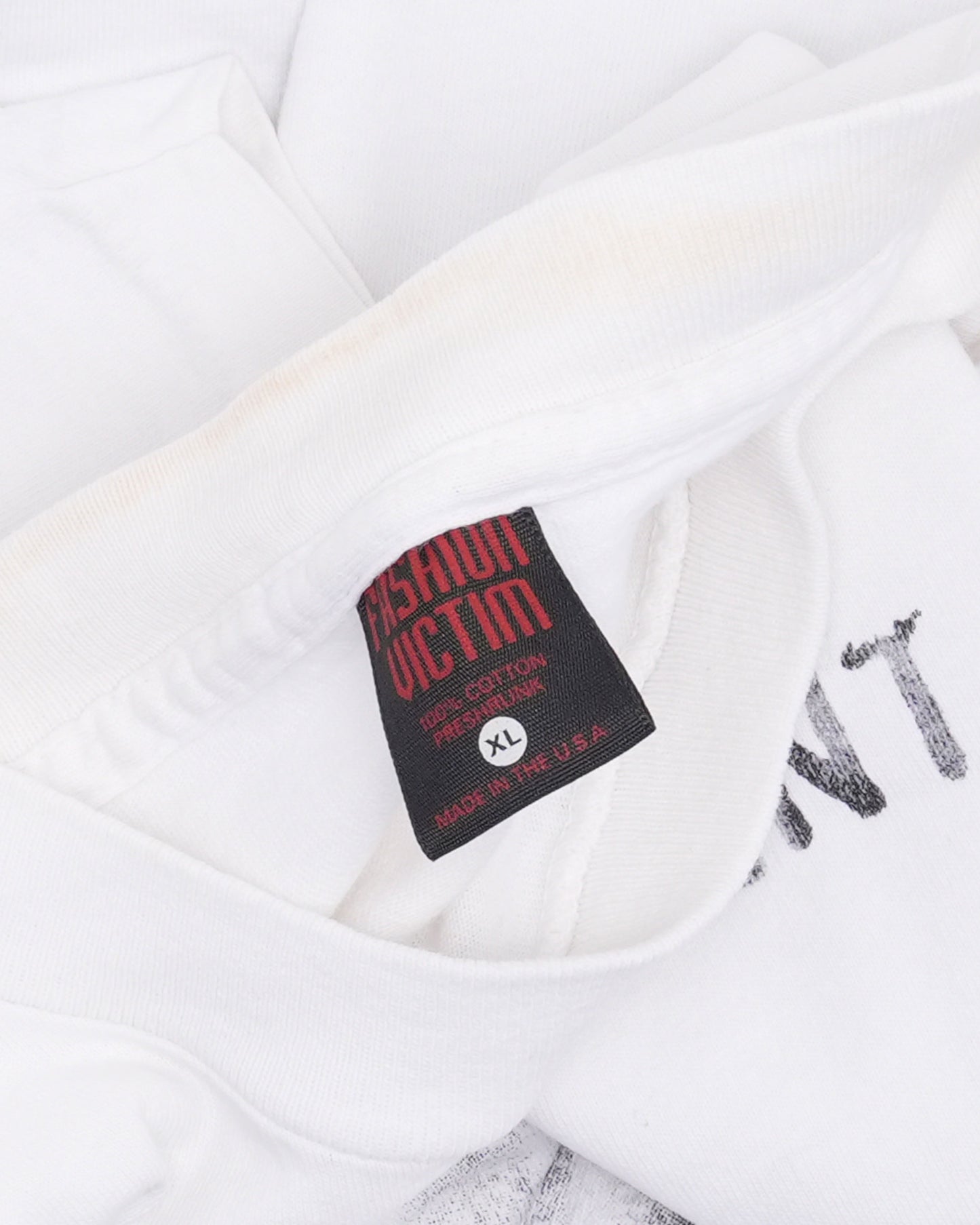 Fashion Victim "The Government is Lying" T-Shirt