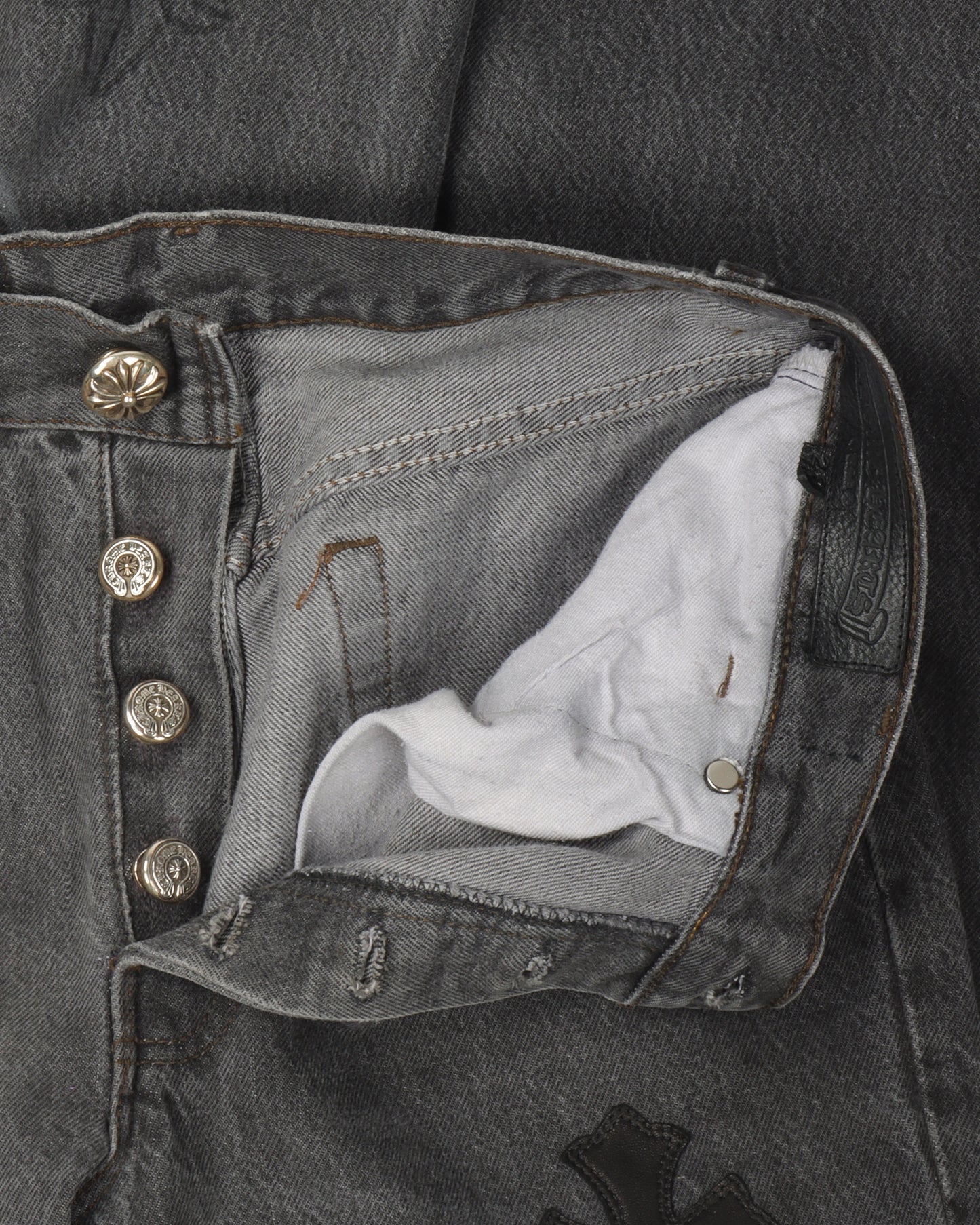 Online Exclusive Levi's Cross Patch Stencil Jeans