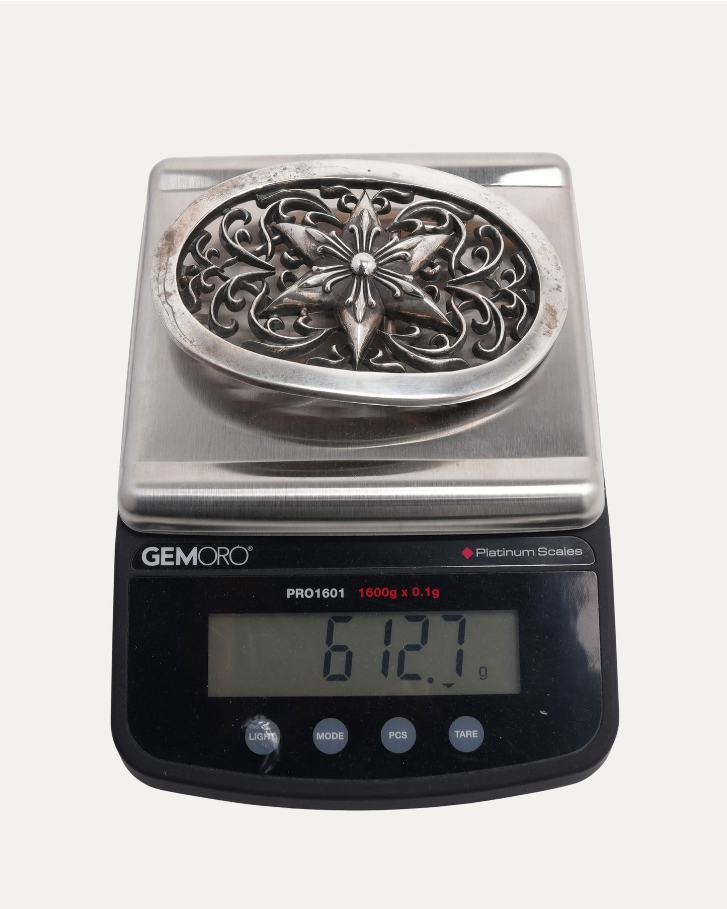 XL Oval Star Belt Buckle
