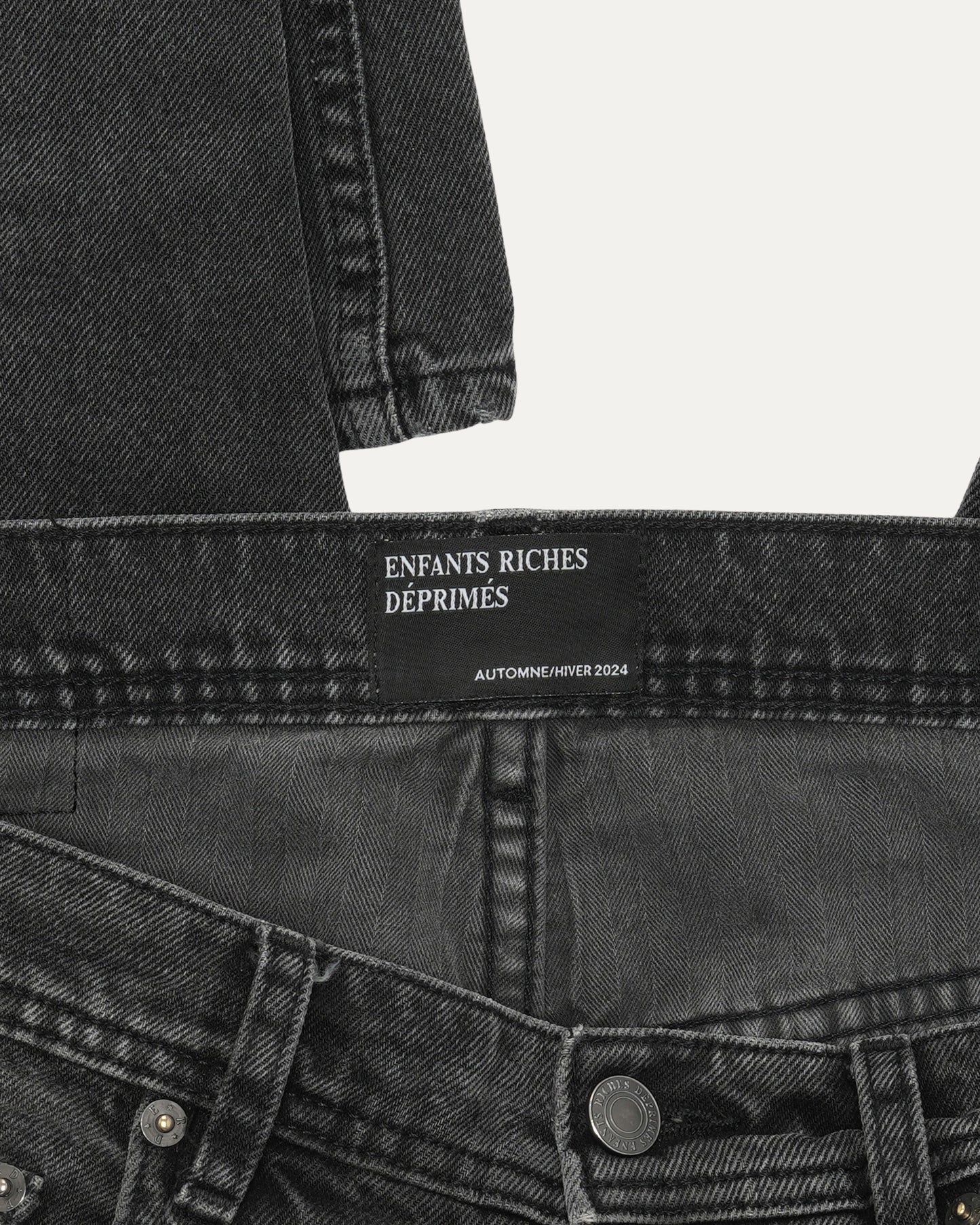 Thrashed Flare Jeans