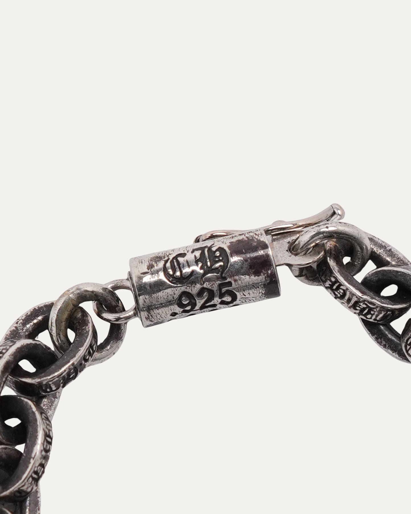 Paper Chain Bracelet