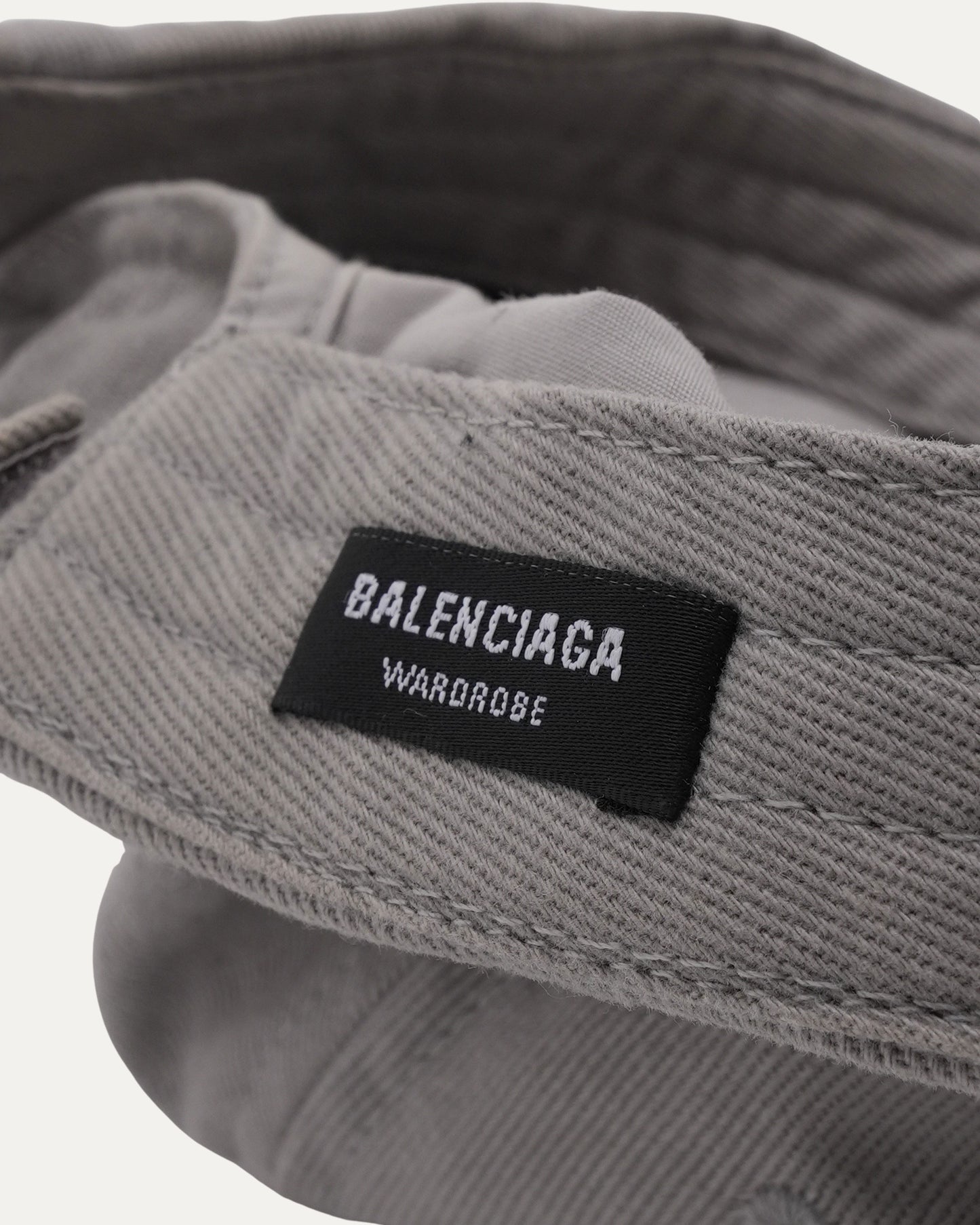 Logo Hat