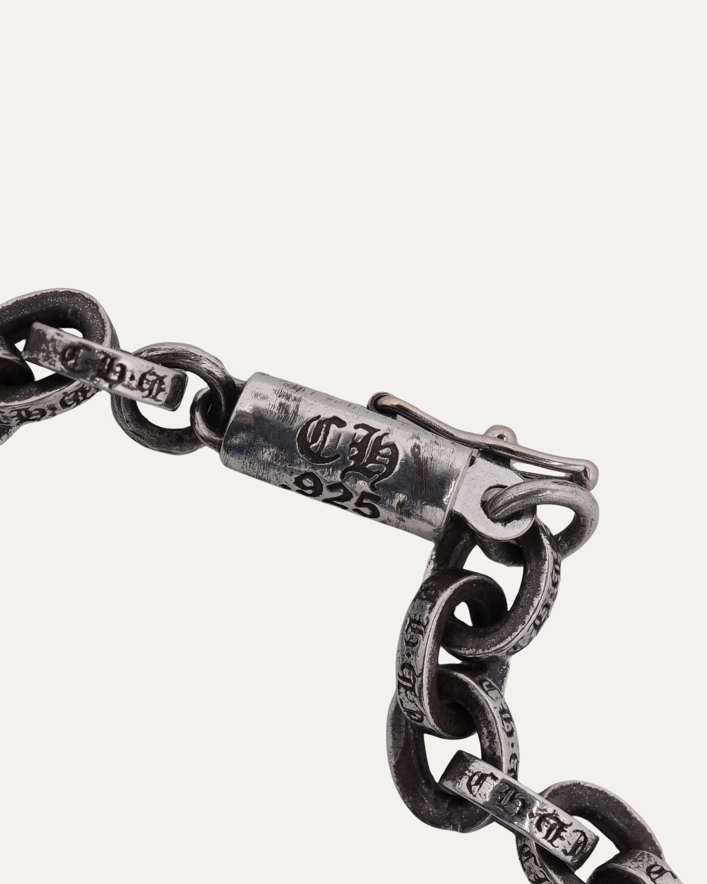 Paper Chain Bracelet