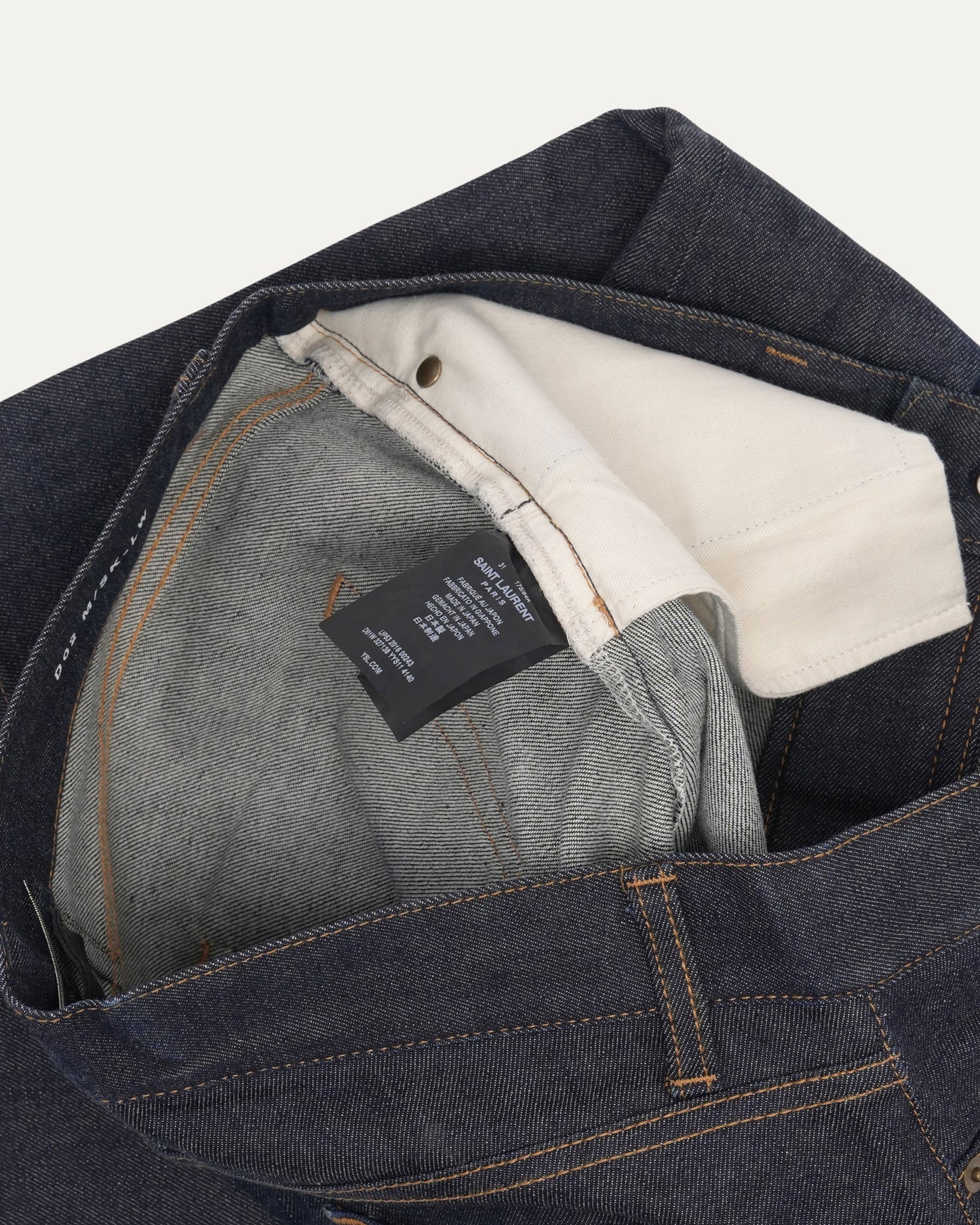 D02 Skinny Jeans