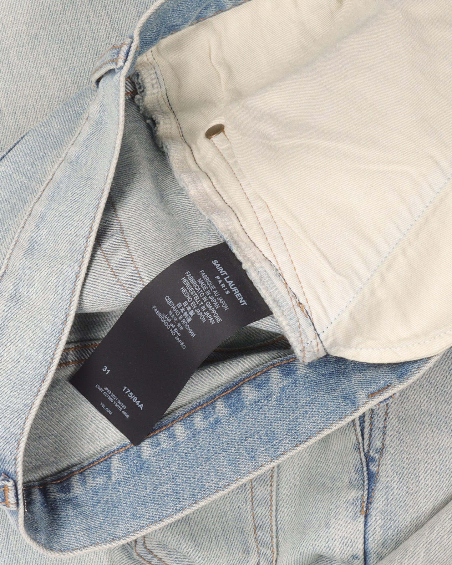 Light Wash Distressed Jeans