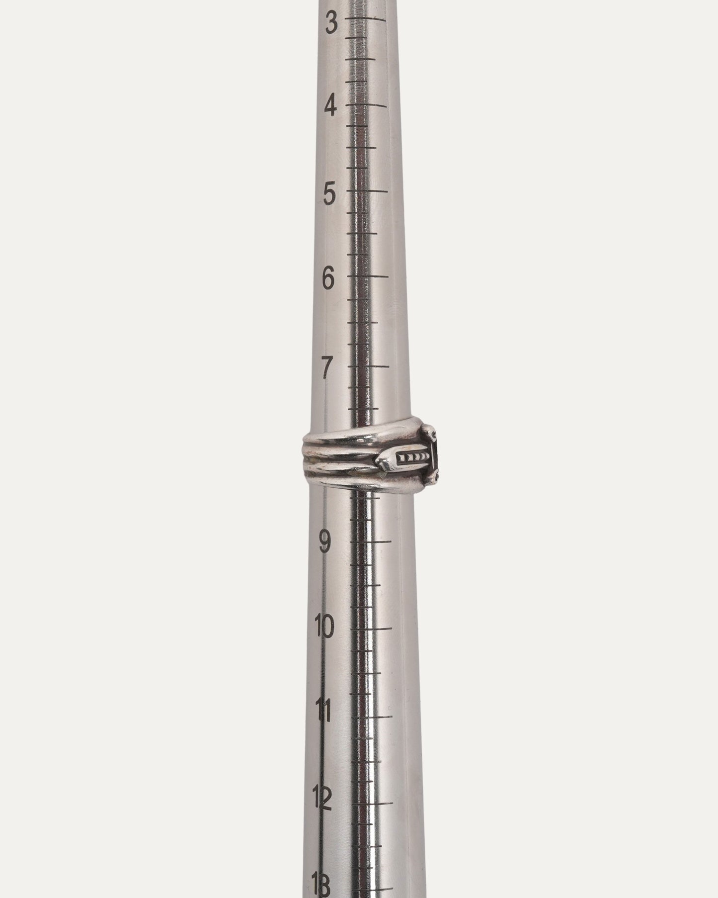 Dagger Ring