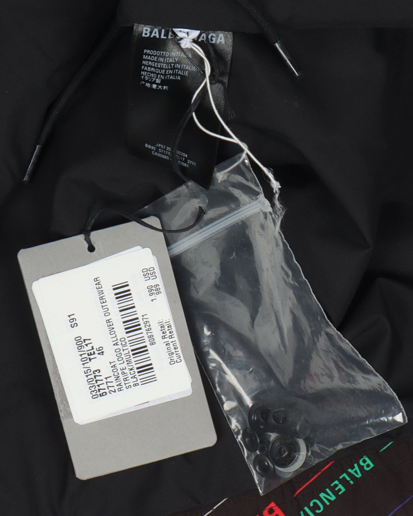 Print All over Windbreaker