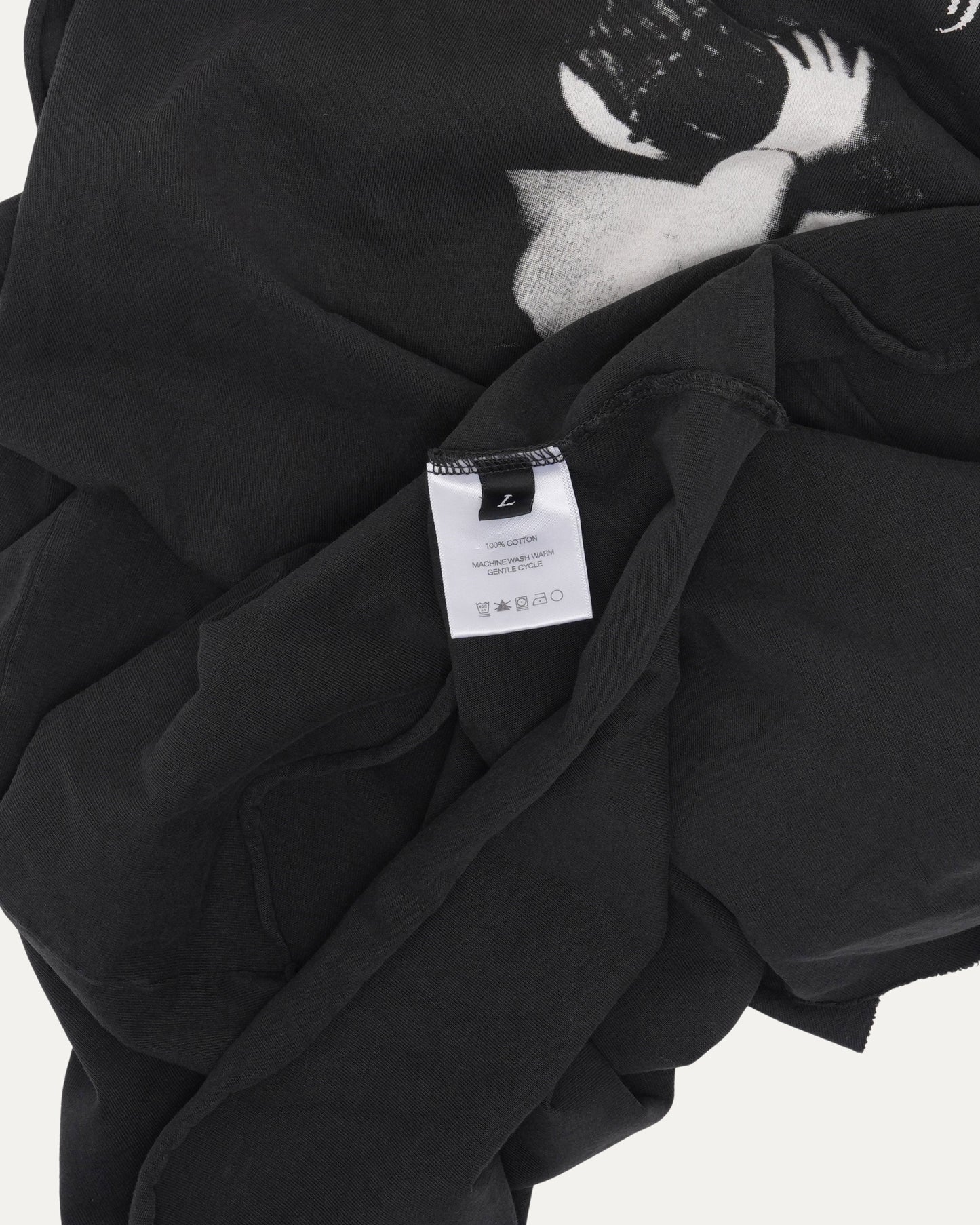 Sweet Surrender off Alice Cut Off T-Shirt