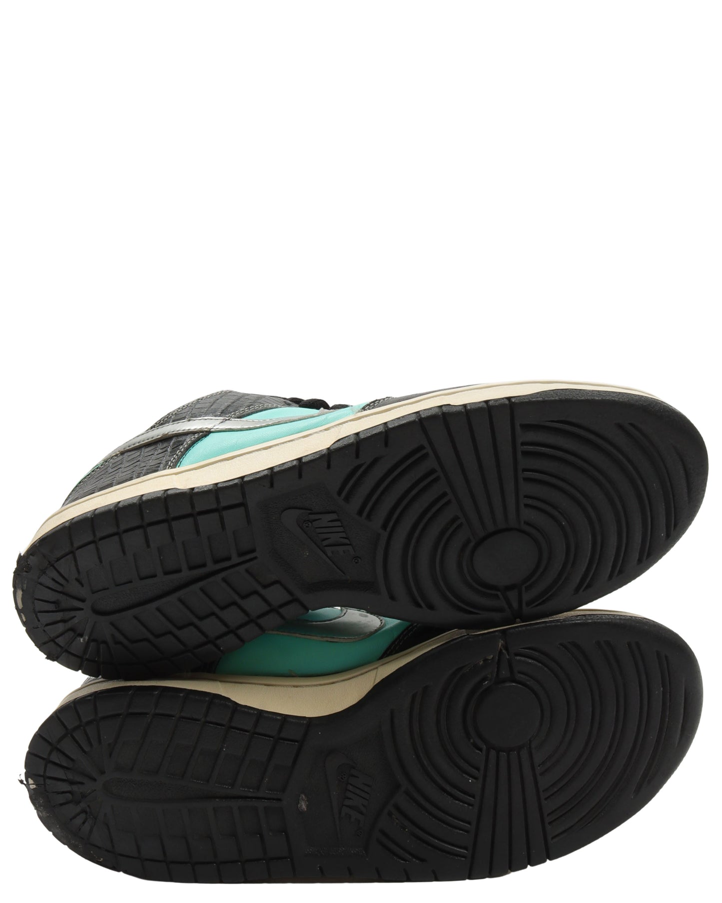 Tiffany Diamond Supply Co. SB Dunk Low