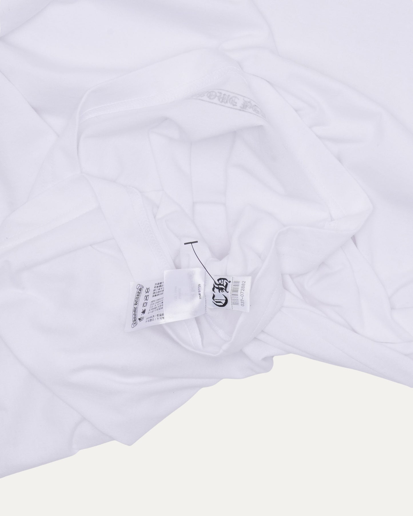 Neck Logo Pocket T-Shirt