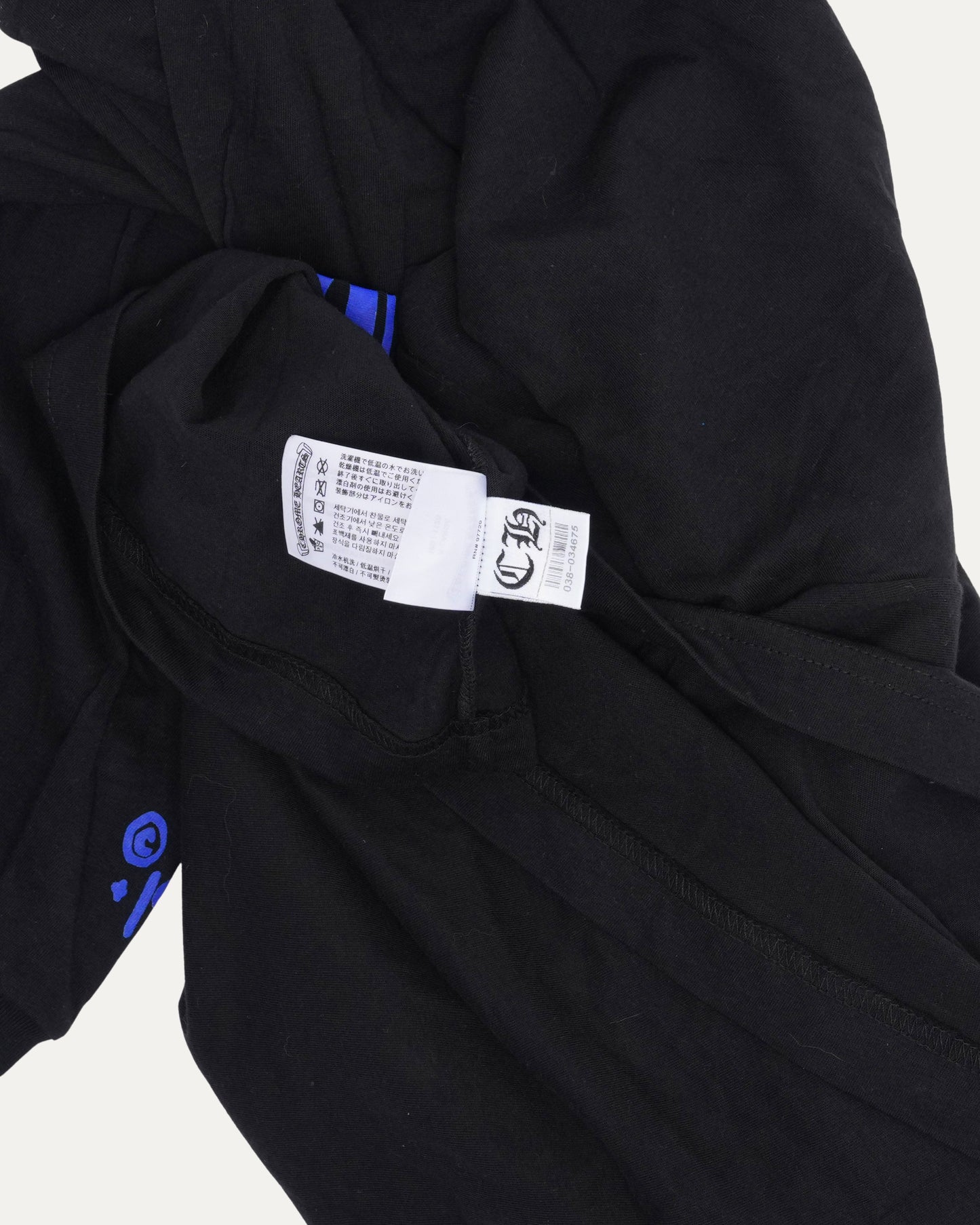 Neck Logo Long Sleeve Pocket T-Shirt