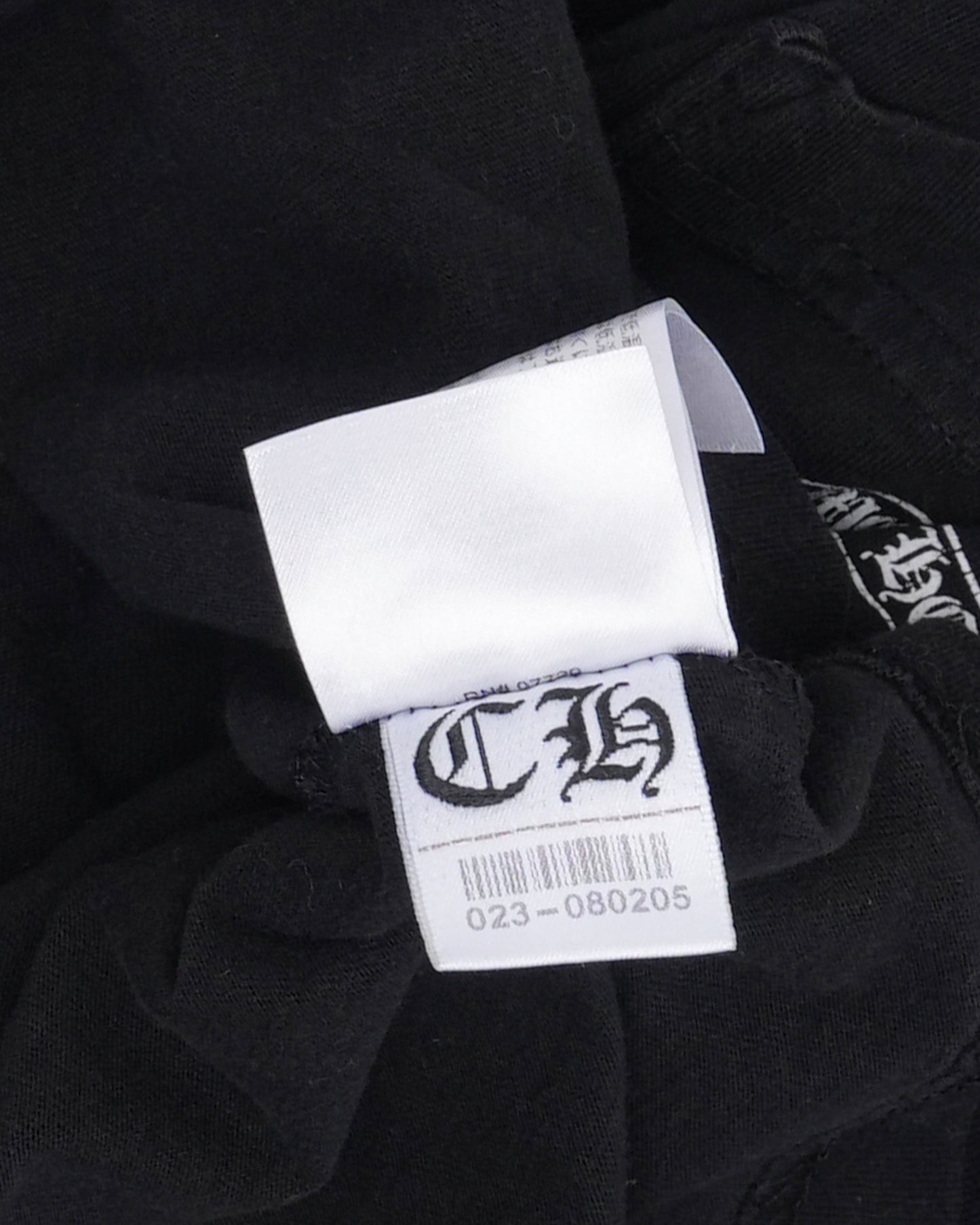 Scroll Logo Plus Cross Long Sleeve Pocket T-Shirt