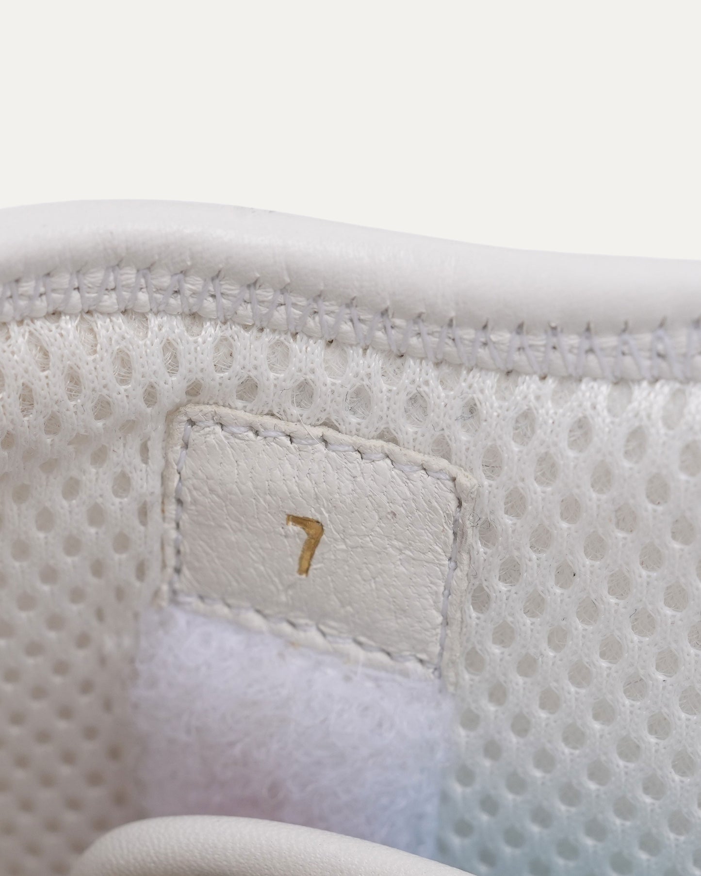 Honolulu Watercolor Monogram Sildes