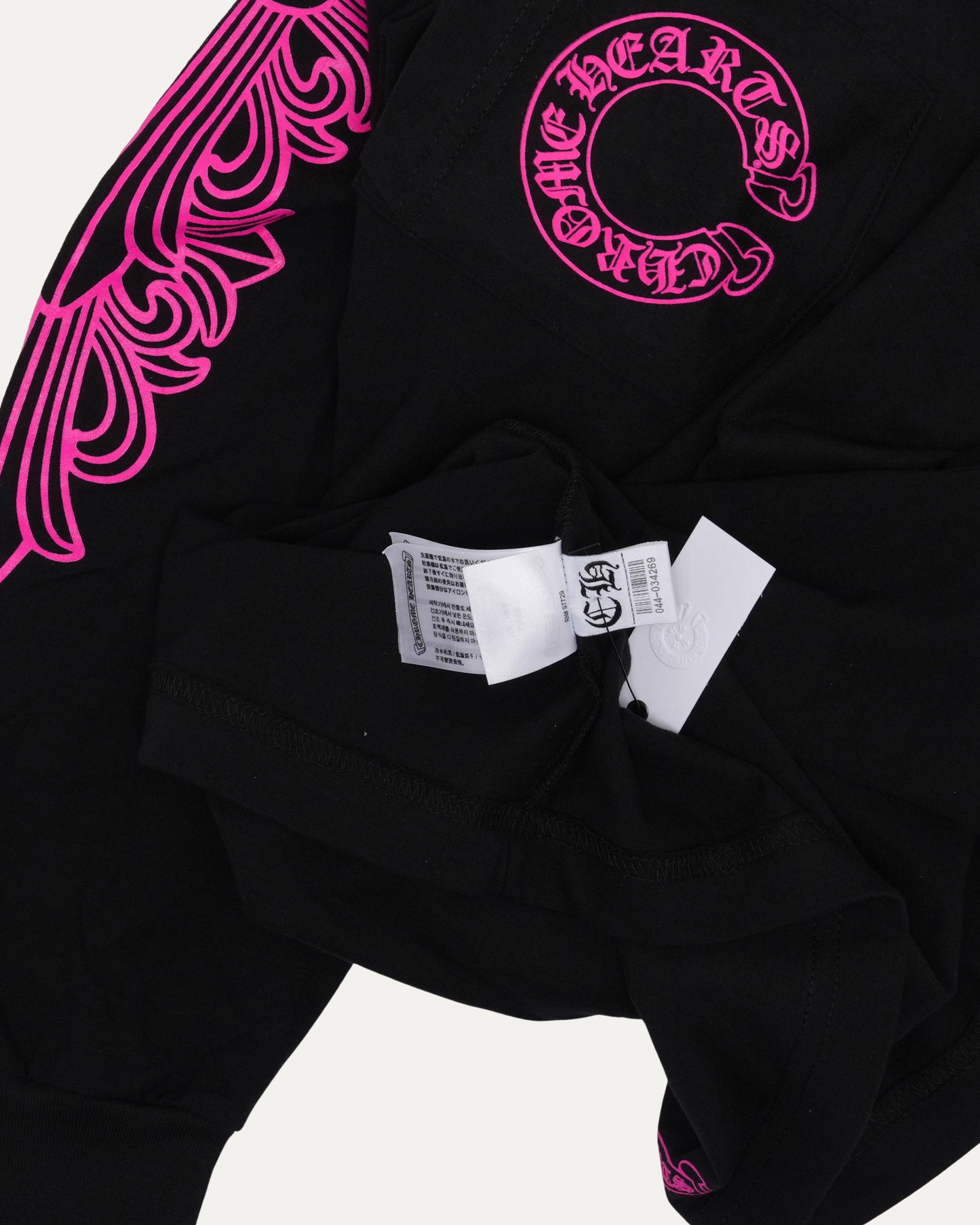 Horseshoe Logo Pocket Long Sleeve T-Shirt