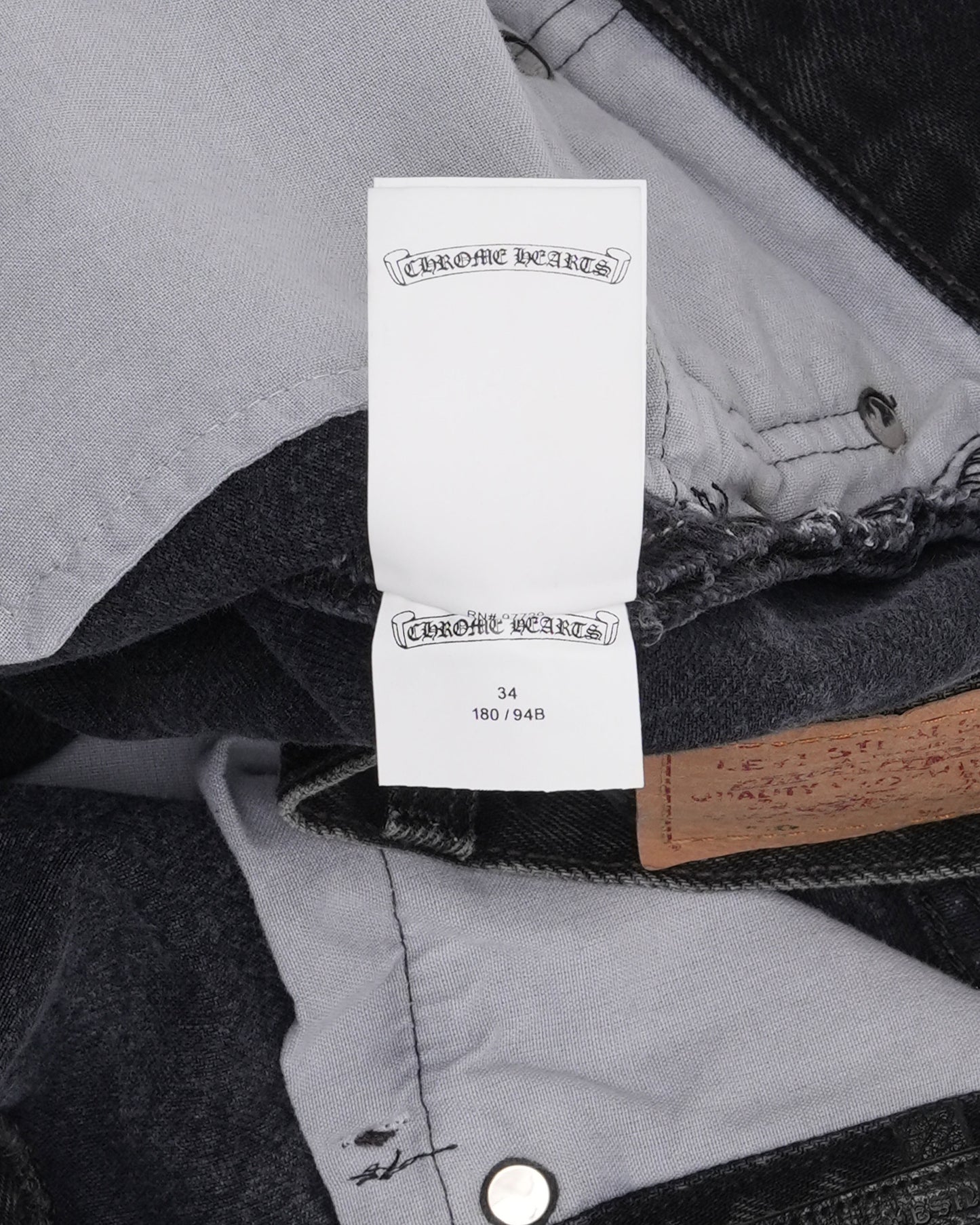 Levi's Cross Patch 501 Jeans