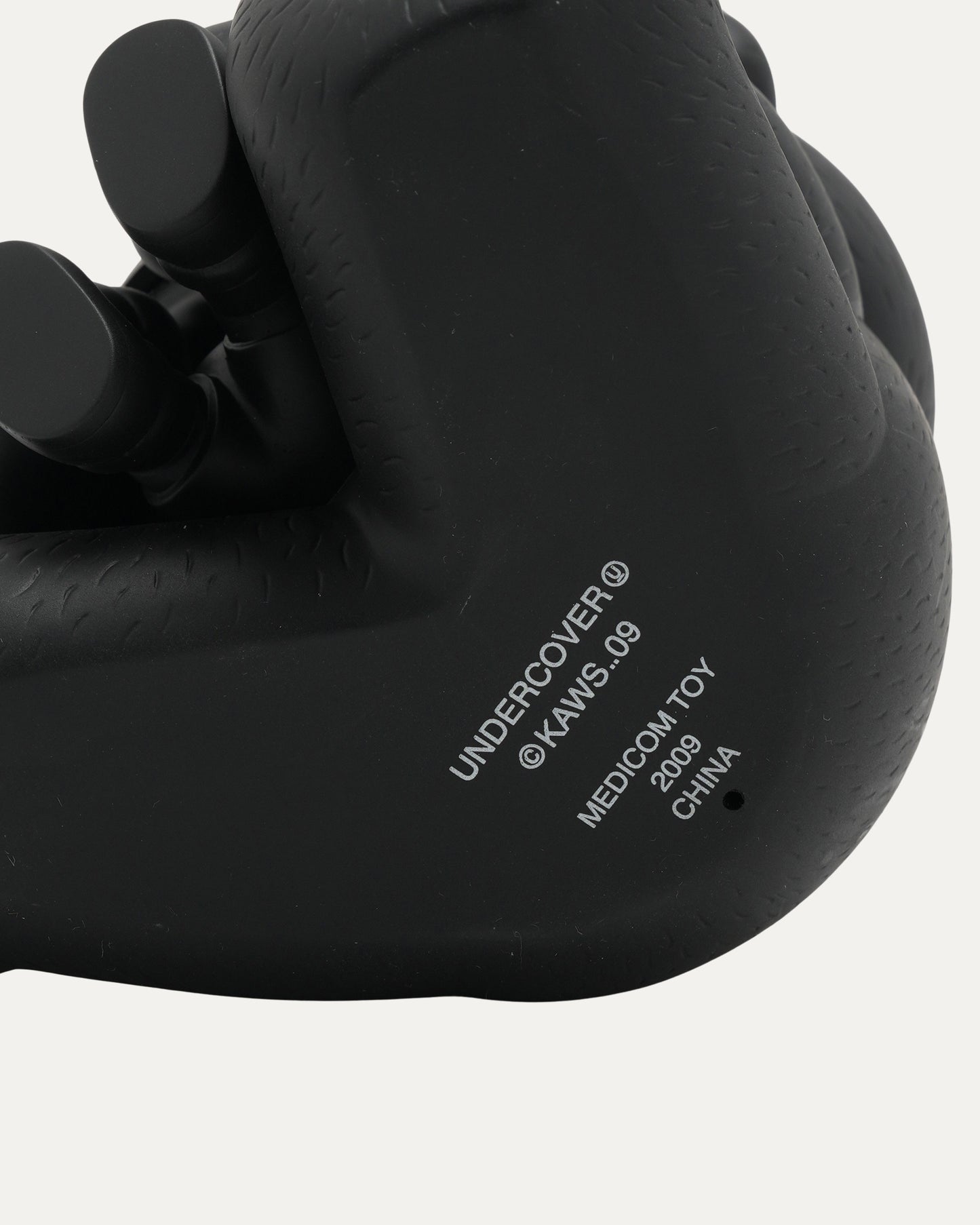 Medicom Kaws Bear Companion
