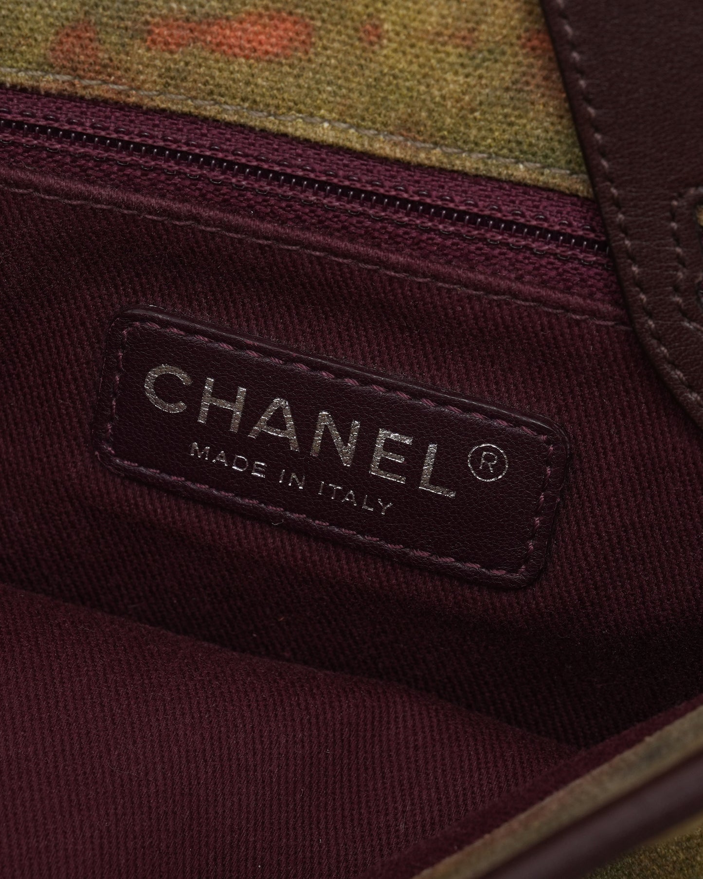 Washed Toile Graffiti On The Pavements Small Messenger Bag