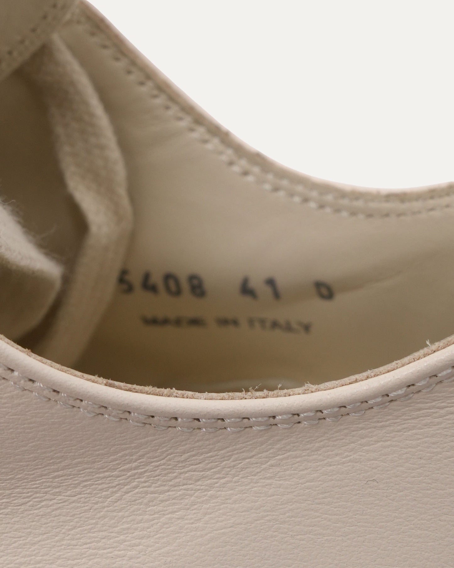 Low Top Ramones Sneakers