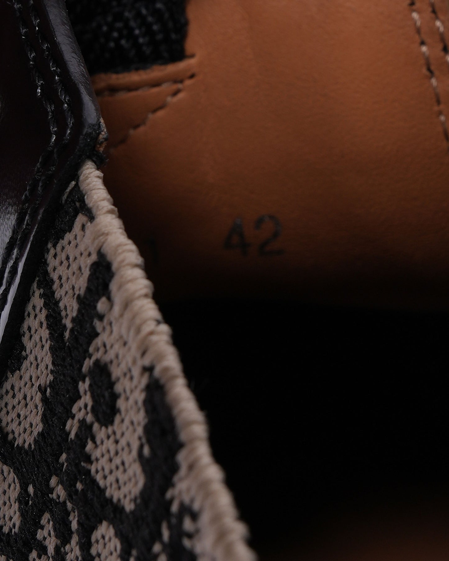 Explorer Chelsea Boot