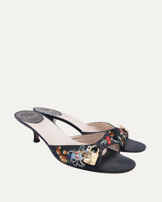 FW 2003 Black "Koi" Lock and Key Heels