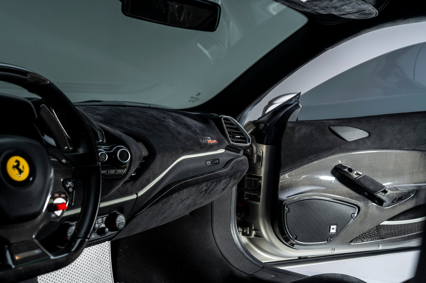 2020 488 Pista Coupe