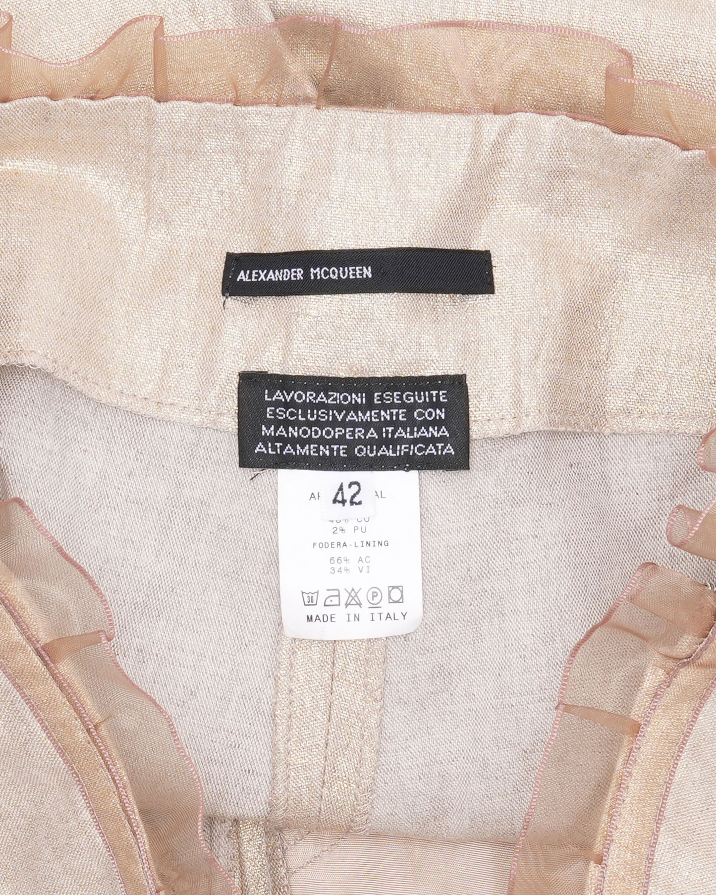 Linen Set With Ribbon Detail (c. 1995 - 1996)