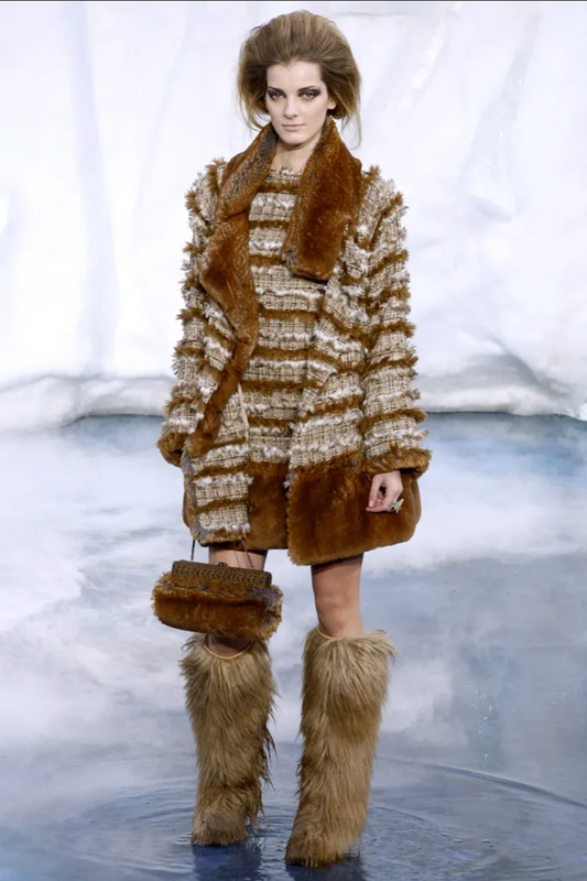2010 Fantasy Faux Fur Boots