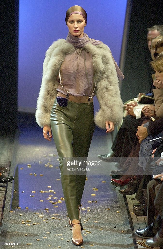 FW 2000 Runway Feather Bolero
