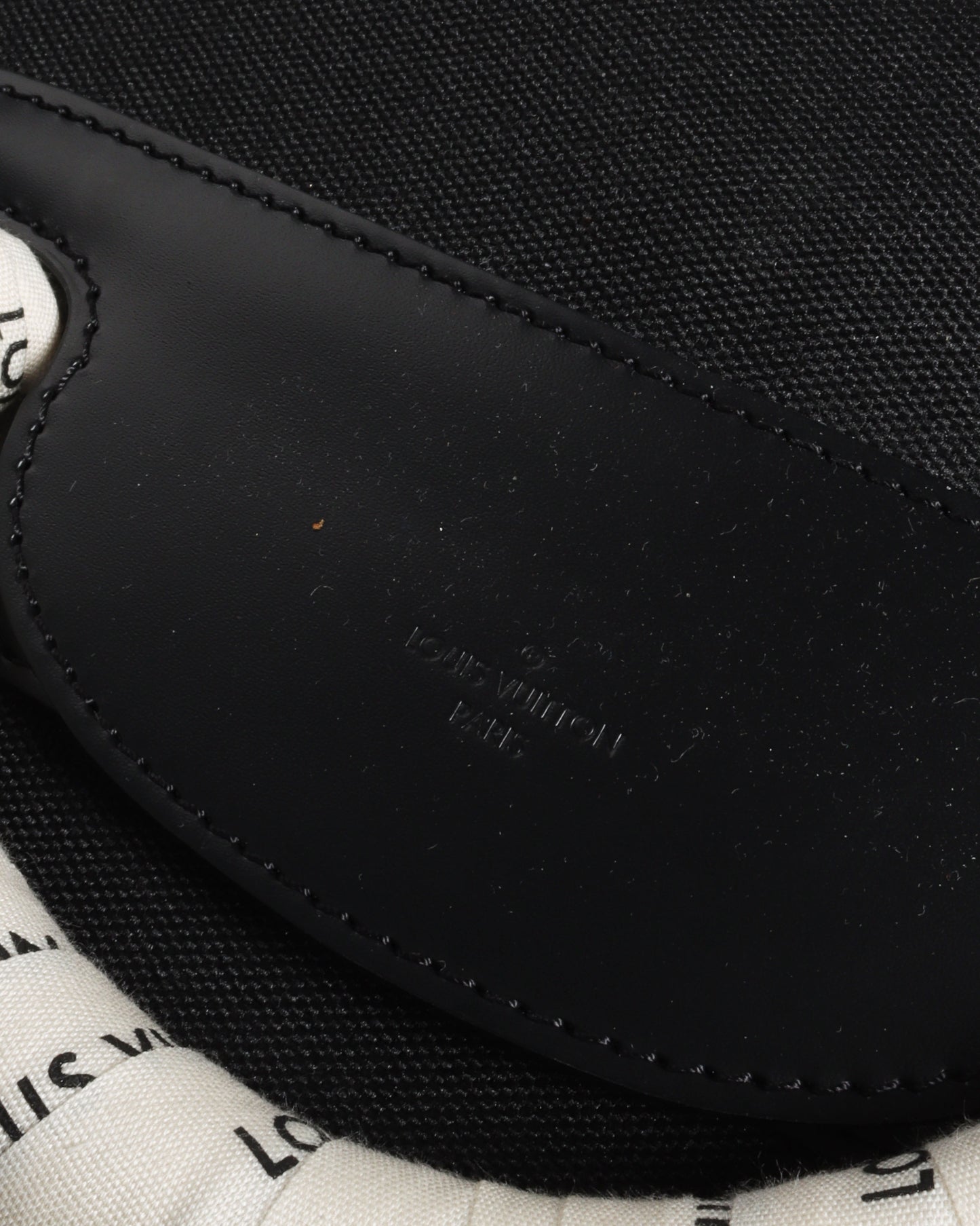 Bisten 60 Monogram Trunk