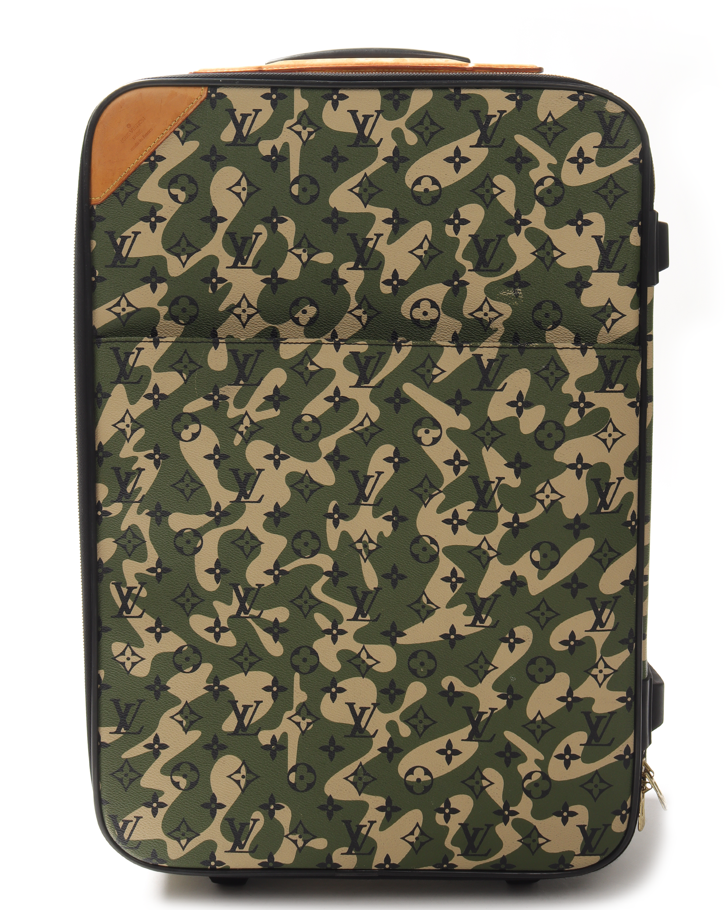 Louis Vuitton 2008 Pre-owned Monogram Camouflage Pegase 60 Suitcase - Green