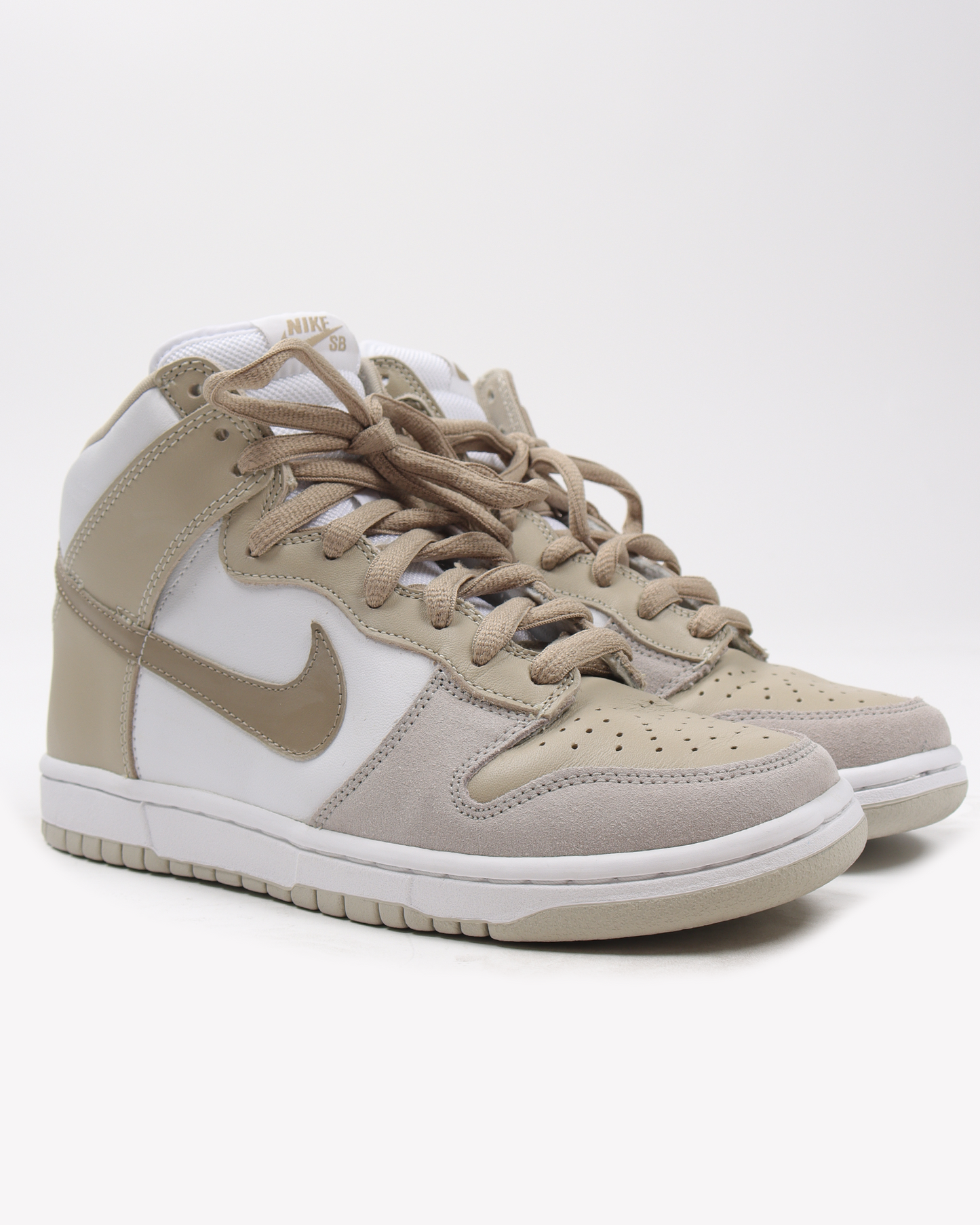 SB Dunk High Khaki
