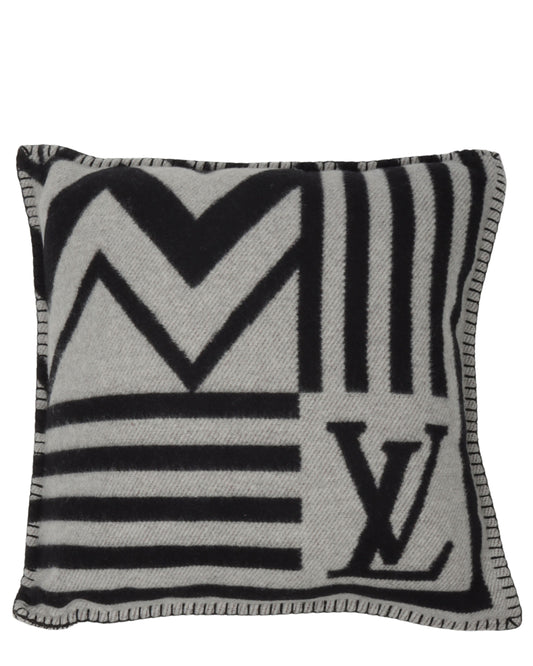 Cashmere Throw Pillow