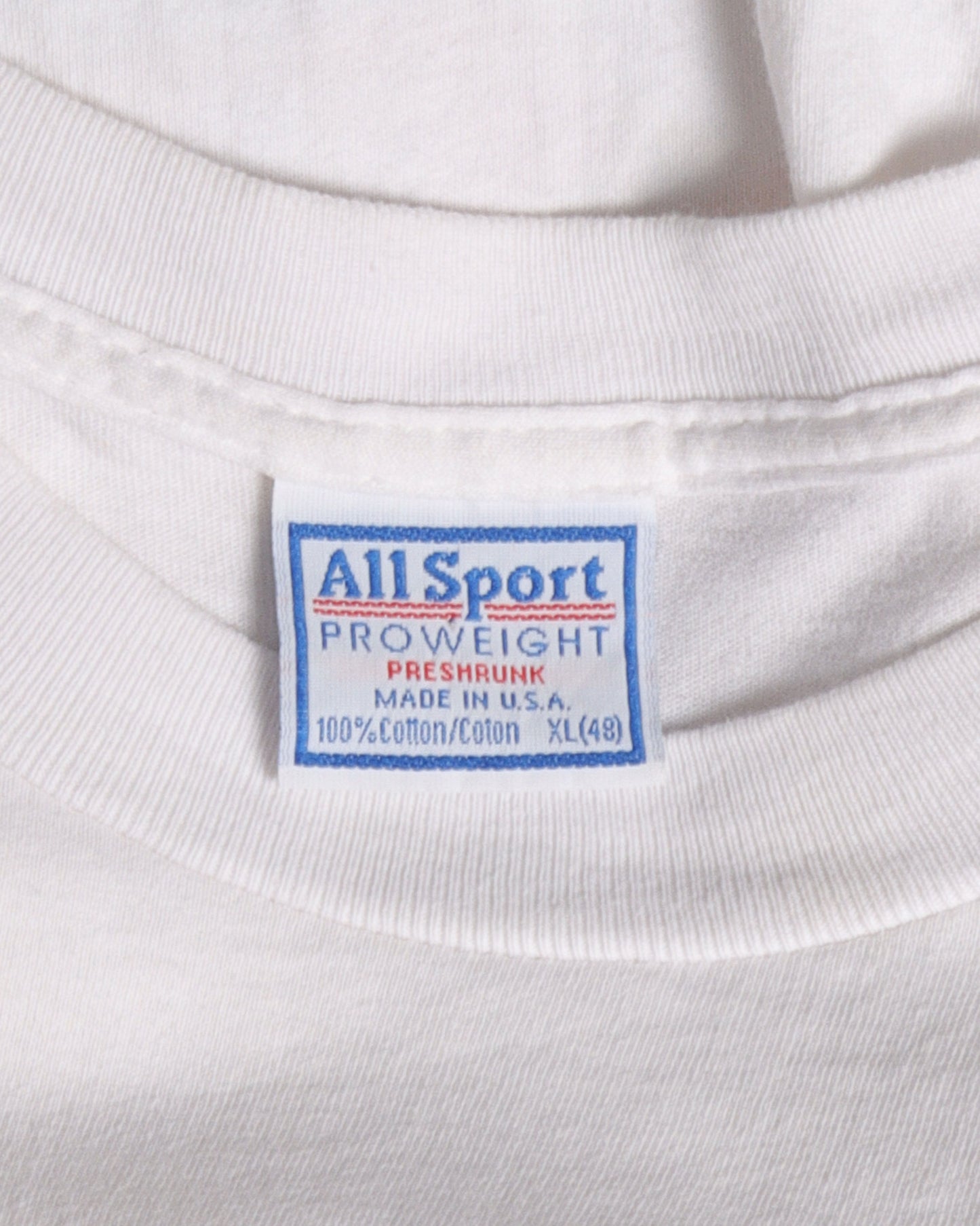 Free Ludes 90s T-Shirt