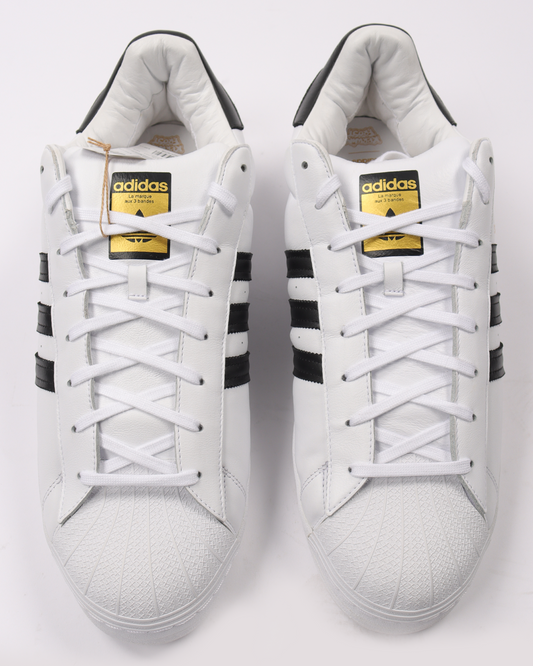 Superstar Kerwin Frost Superstuffed